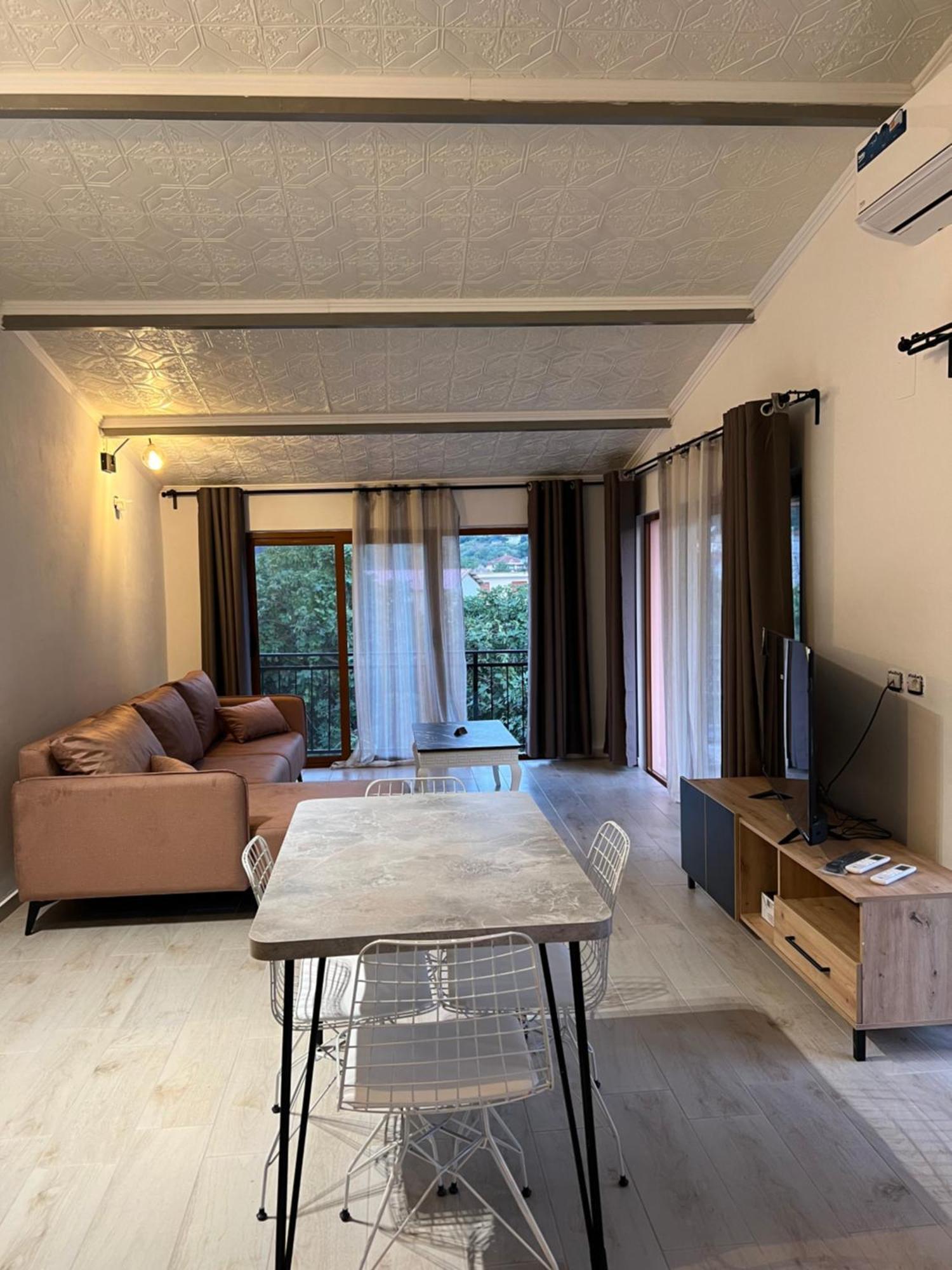 Përmet Sajmir Suites מראה חיצוני תמונה
