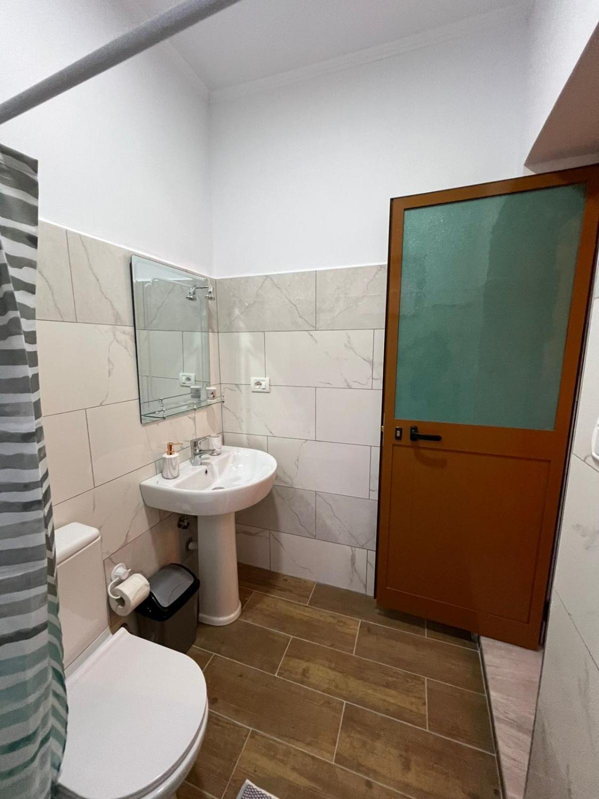 Përmet Sajmir Suites מראה חיצוני תמונה